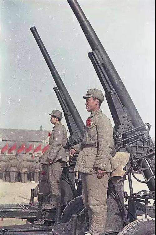 抗美援朝时,中国军队的枪械是"万国牌",步枪口径多达十三种