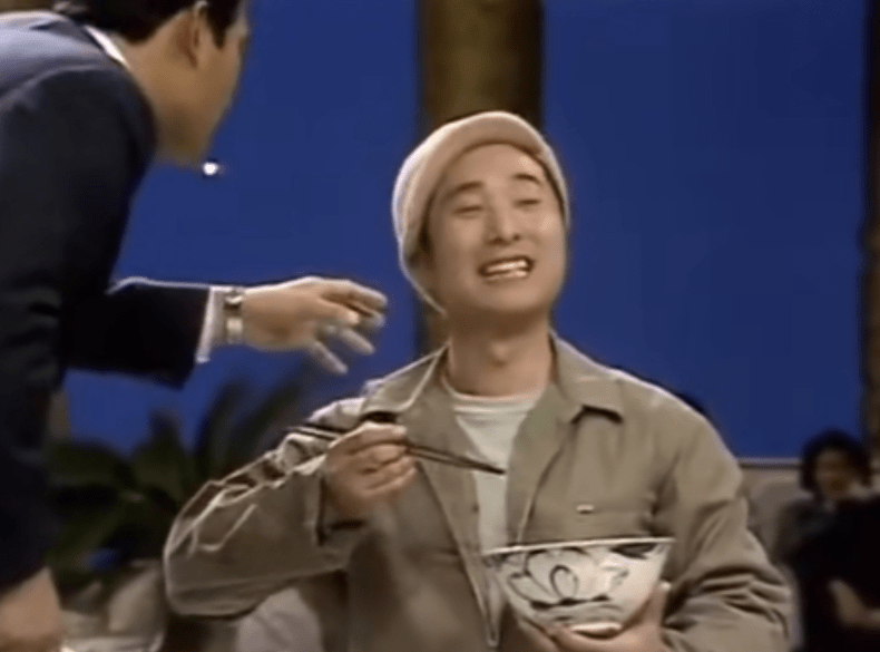 陈佩斯重回央视上热搜,66岁满脸皱纹显苍老