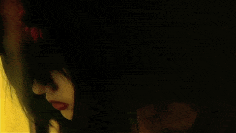 图美|为什么宋茜离开滤镜惨变刻薄大妈,钟楚曦却生图美过精修、艳绝四方?