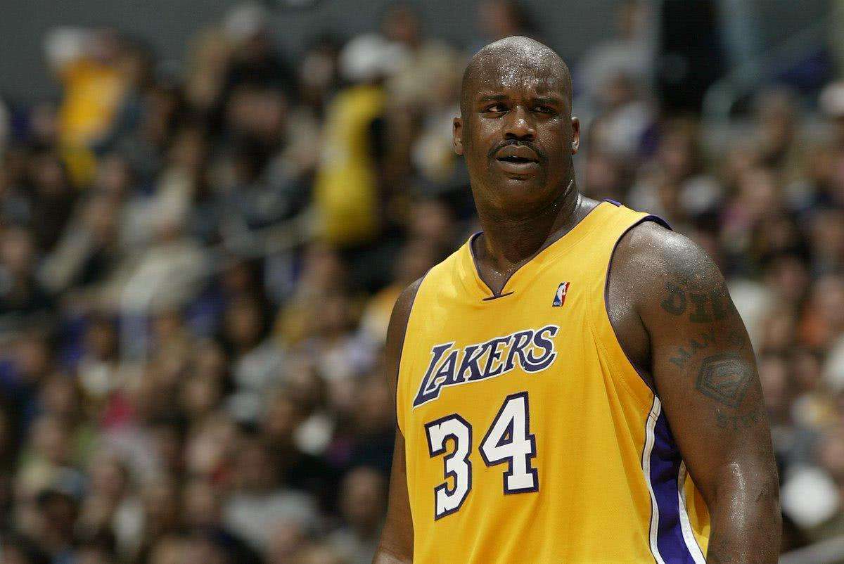 走步排行榜_NBA历史走步排行榜:詹姆斯第六,安东尼上榜,霍华德高居榜首!