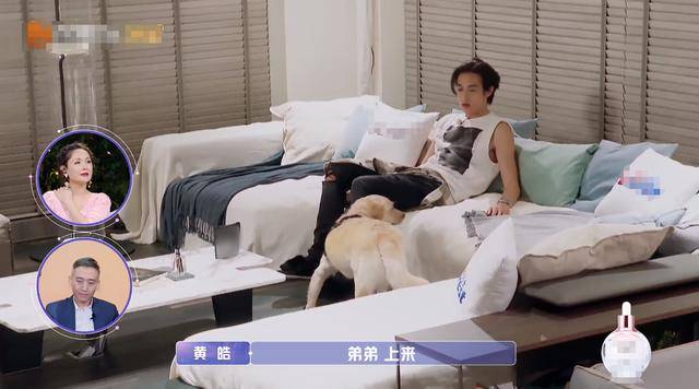 萧亚轩豪宅内景曝光，“准婆婆”隔空教儿子煲