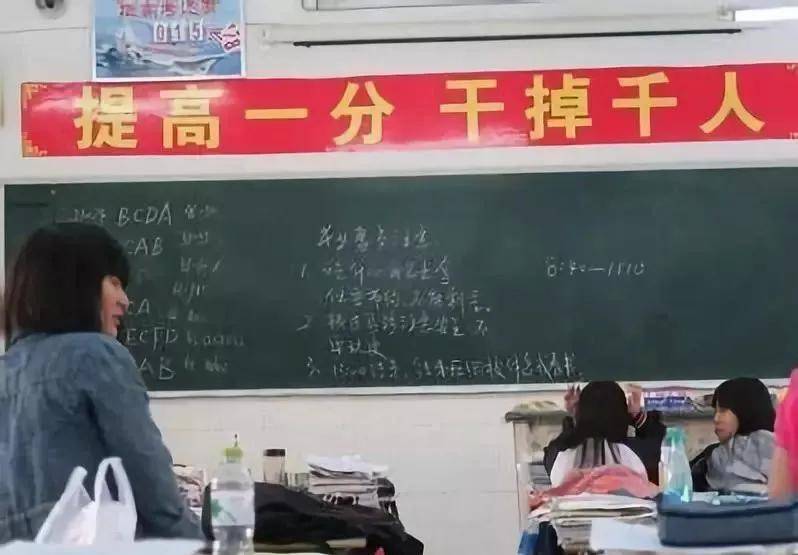 一夜暴跌500亿，暴雷比P2P还狠！千亿的市场，不