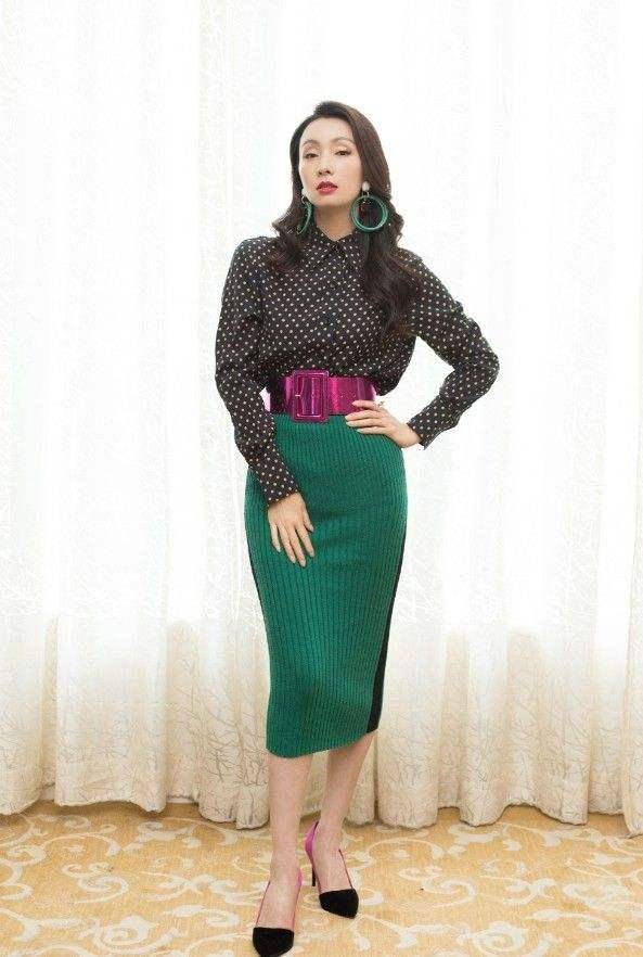 女性|女人40岁以后,如何优雅有女人味?牢记这3点长得美穿得更美