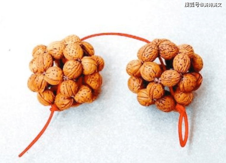 玲珑骰子安红豆配图 b12f2ed4f27f4c928f3407ec5900cd80.png