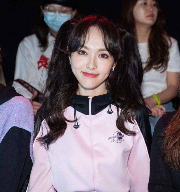 唐嫣|宋茜cos小丑女又被嘲，杨幂唐嫣也曾因此翻车，双马尾太难驾驭