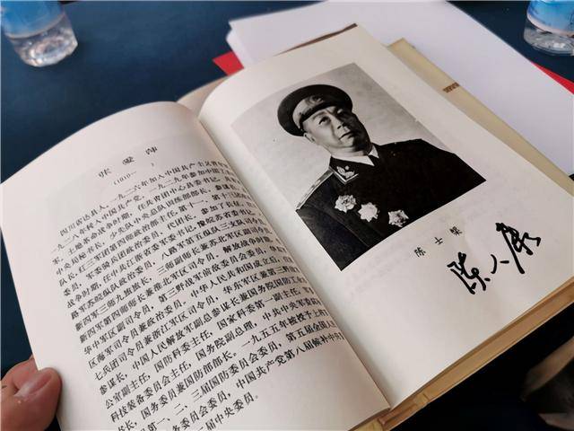 李什么红成语_成语故事简笔画(2)