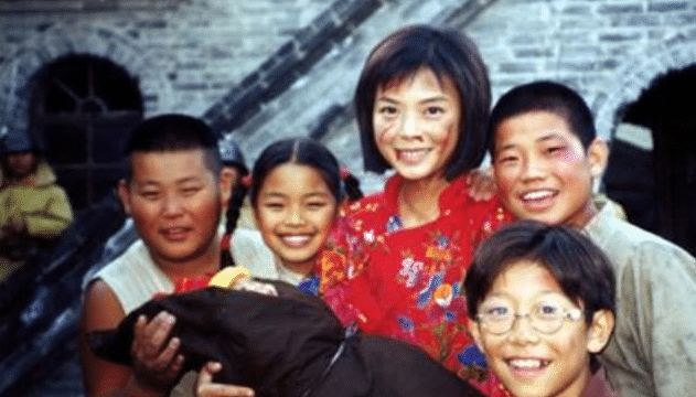 《小兵张嘎》各位小童星现状,硬汉,女神,当红小生各不同!