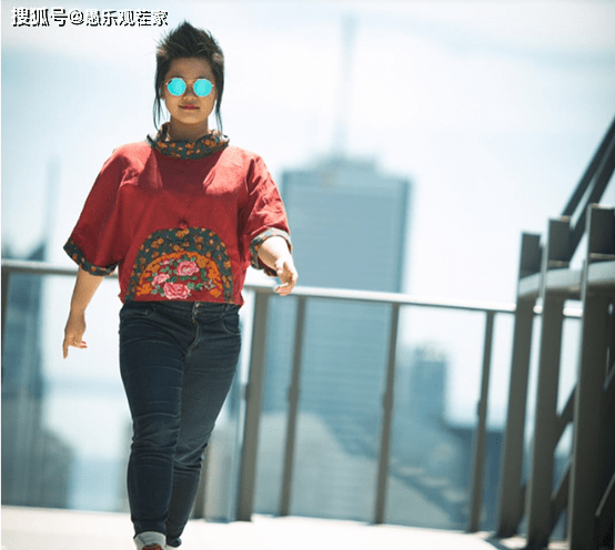 毕福剑女儿才华横溢,却被吐槽貌丑行为怪异