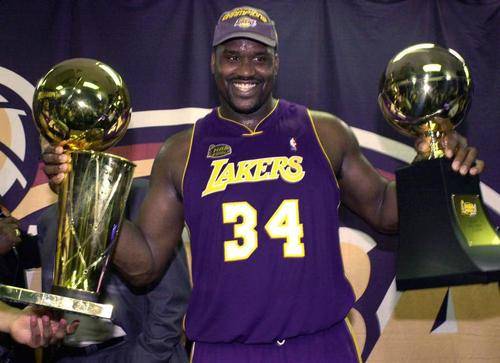 奥尼尔谈NBA最强阵容：科比与乔丹入选，控卫不是魔术师！