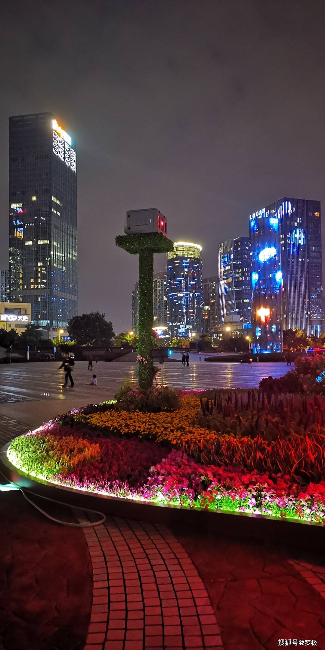 纬度视听打造深圳滨海广场文化新地标