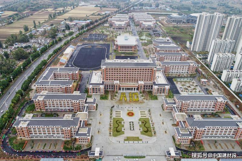 科技架构校园 汗水浇铸承诺——杭州建工集团灵璧中学
