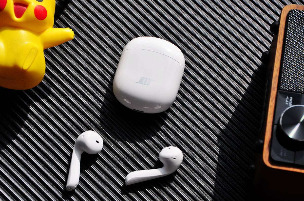 JEET ONE，值得双十一购入的半入耳式真无线耳机