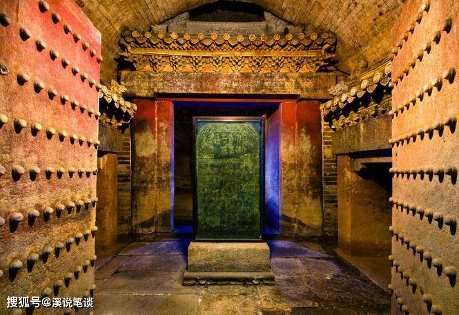 康熙皇帝写下15个字,300年来,父亲顺治皇帝的陵墓无人