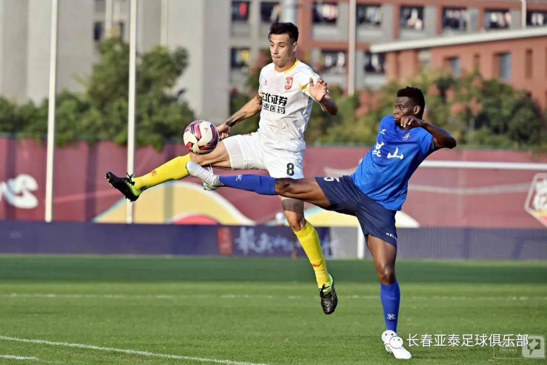 进球者:卢卡斯 塞尔吉尼奥 谭龙