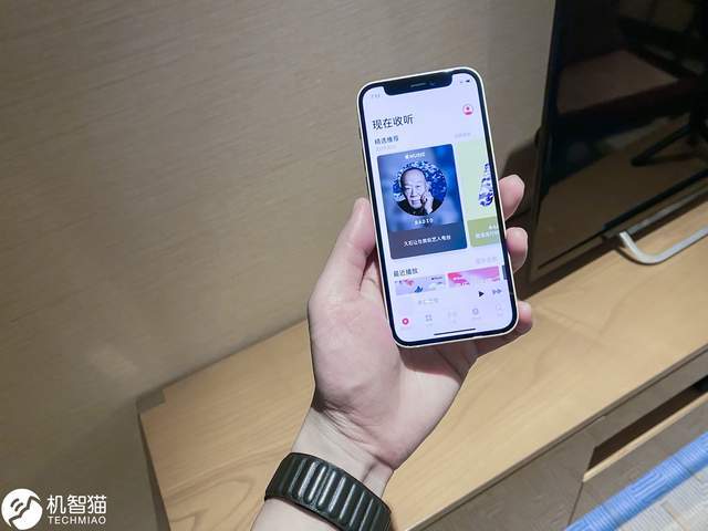 测评盘点|iPhone 12 mini抢先体验：真机和想象中不太一样！