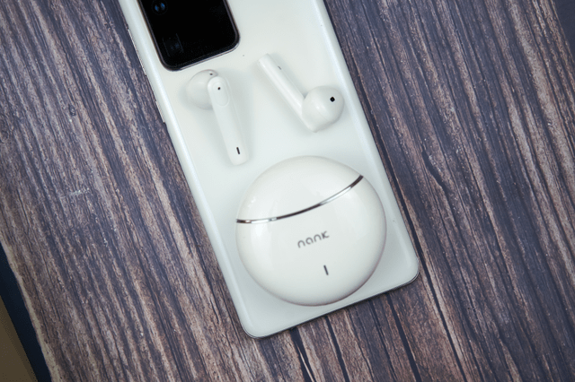 南卡蓝牙耳机革命：LitePro防误触＋游戏模式带来惊喜体验