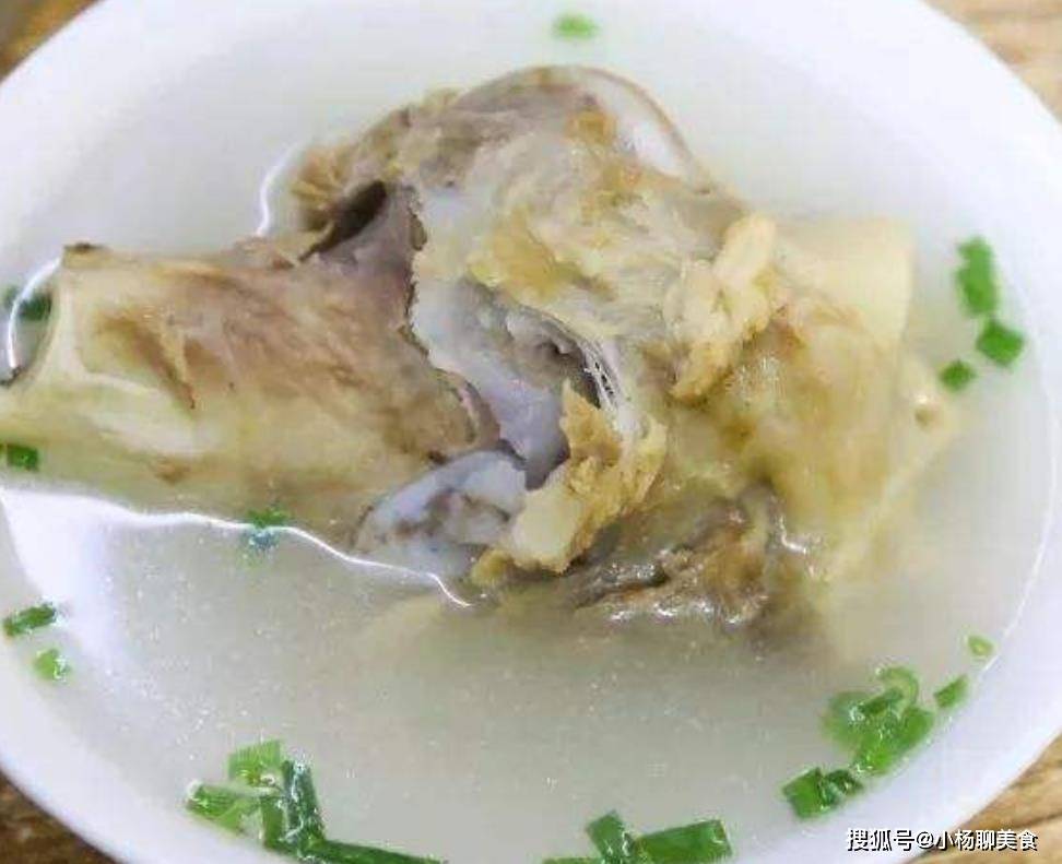 大骨头不焯水可以直接炖吗 ff0b015cd1604a978e23cf6dca3e844d.jpeg