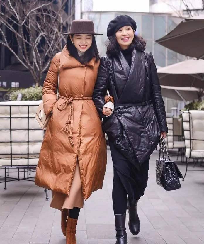 同款羽绒服对比 365a401084534419addf24c0e5372d7d.jpeg