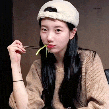 初恋|看了那么多素颜自拍 还是秀智的最有诚意