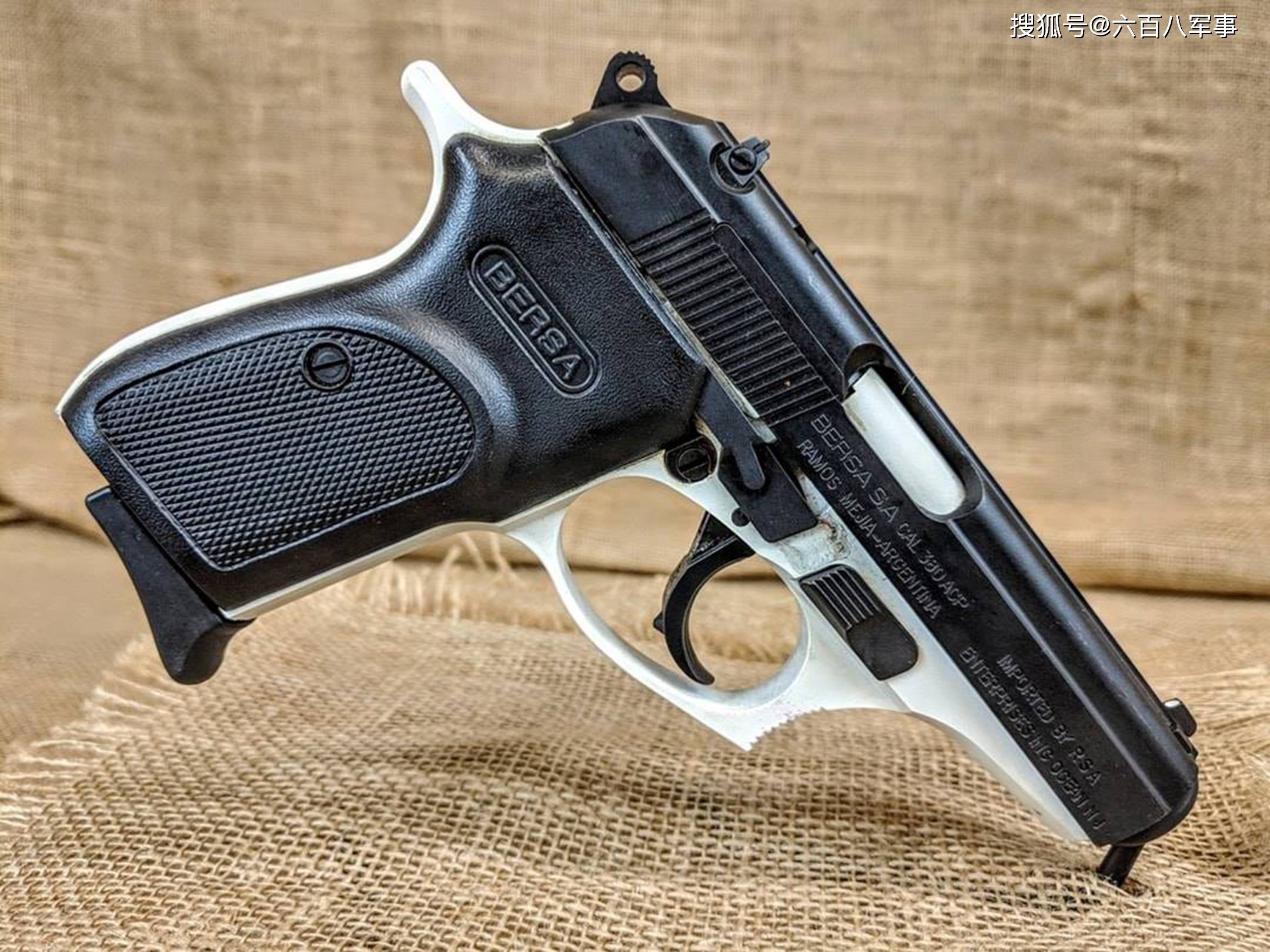 近距离看小手枪,看看漂不漂亮 bersa thunder 380 380acp