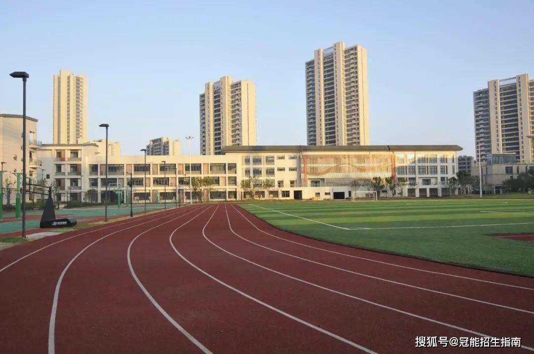 四川专科院校排名_2019-2020四川专科学校排名及分数线(理科+文科)