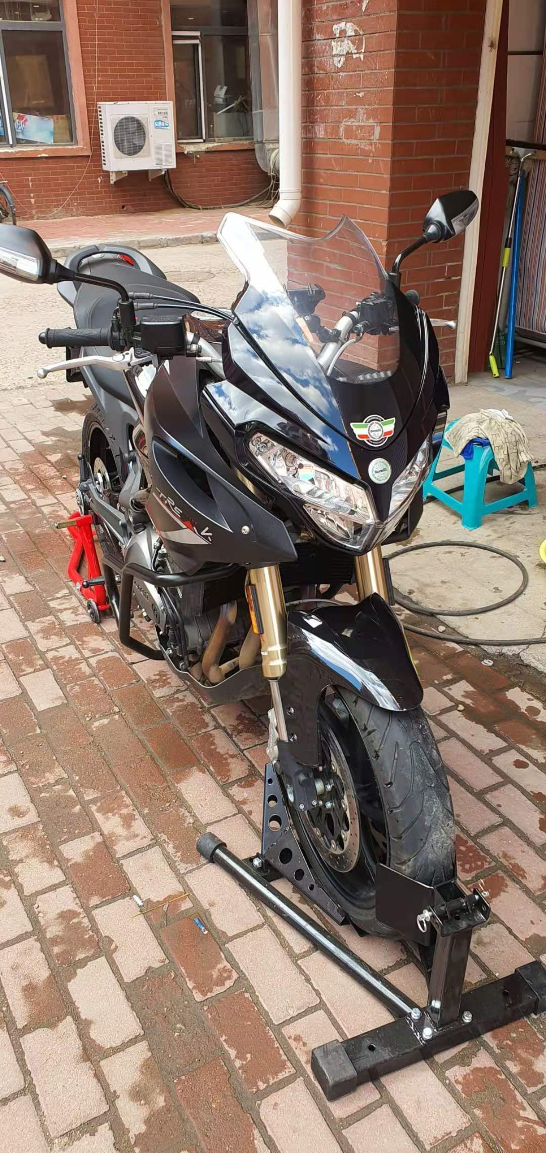 大贸贝纳利雀克1130