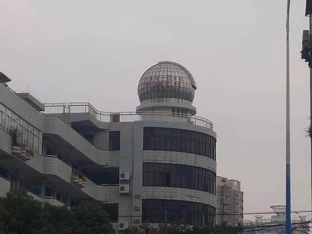 线下体验会:一加8T不将就的万圣节速跑体验