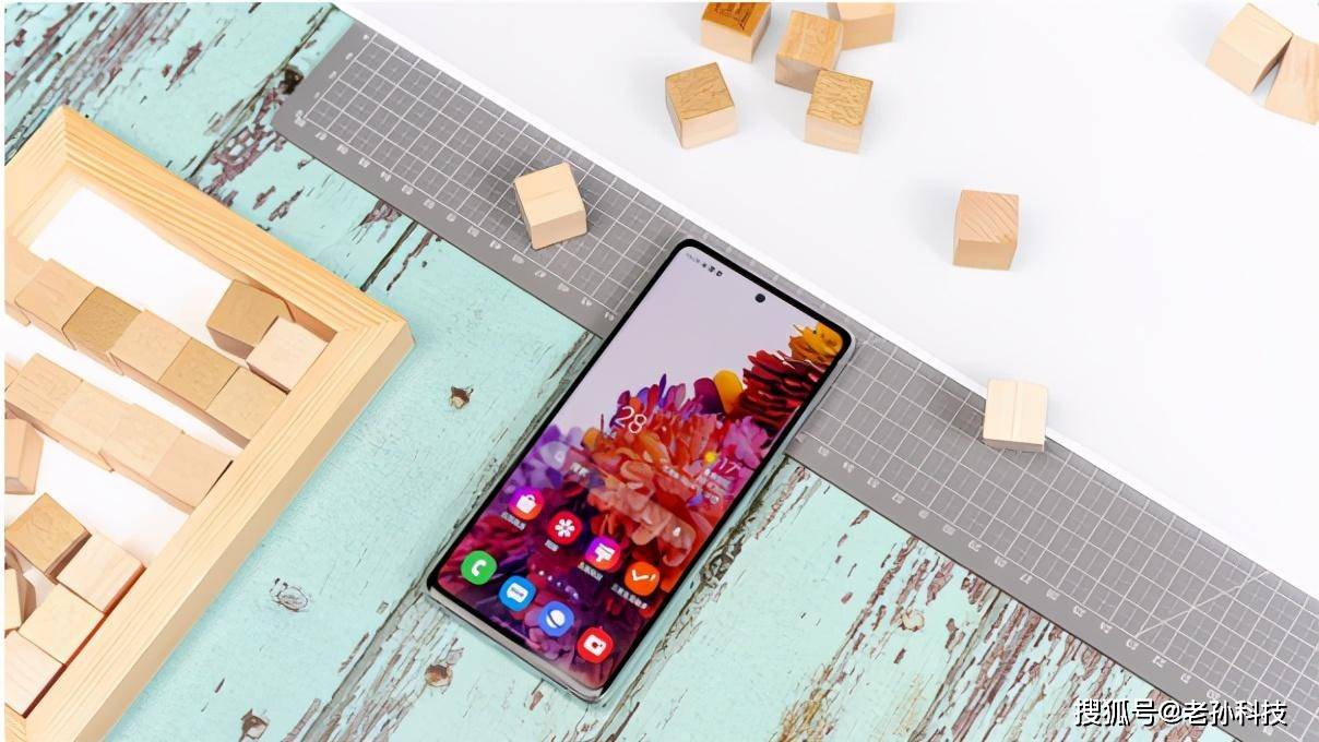 三星s21系列参数曝光，标准版没有2k，塑料后壳被吐槽