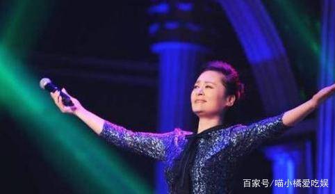 曾红过毛阿敏,破产被亲弟打成脑震荡,62岁靠做保姆养女儿