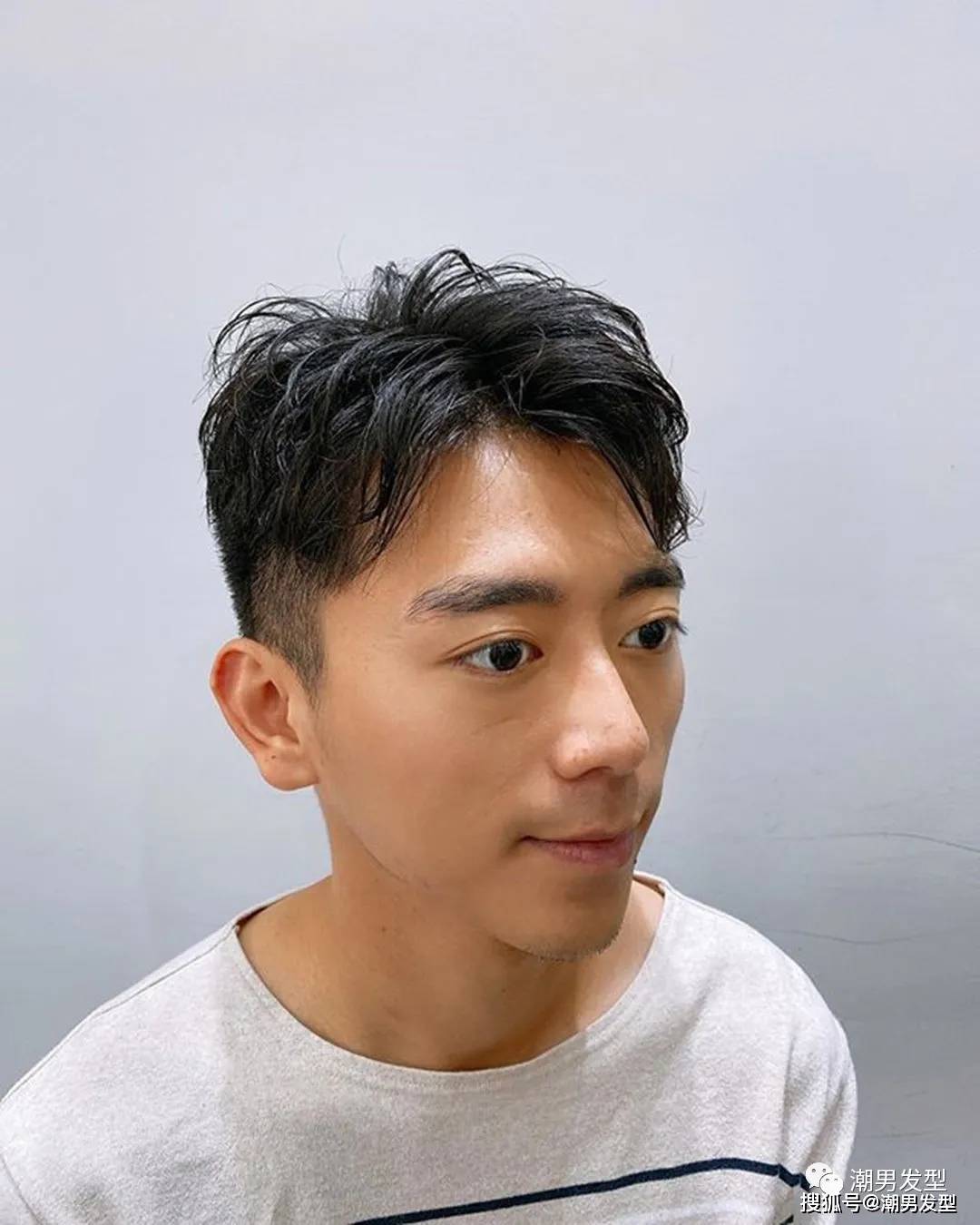 年底男生剪这3款发型真帅气,男生看了都嫉妒,时尚又减龄!
