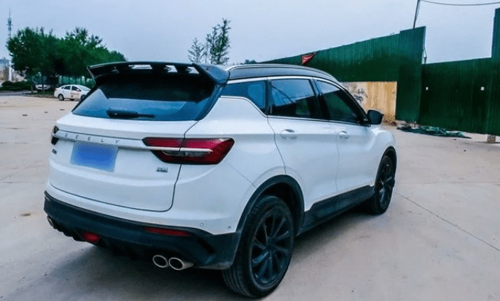 吉利缤越价格落地多少 9f9eec33da3847fd9da0cc1f93024fd2.png