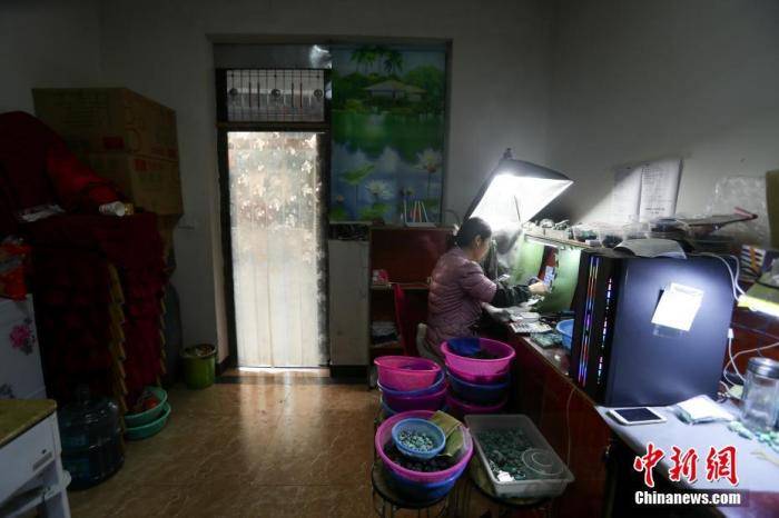 深山沟里的湖北淘宝第一村：电商年销售额破2亿