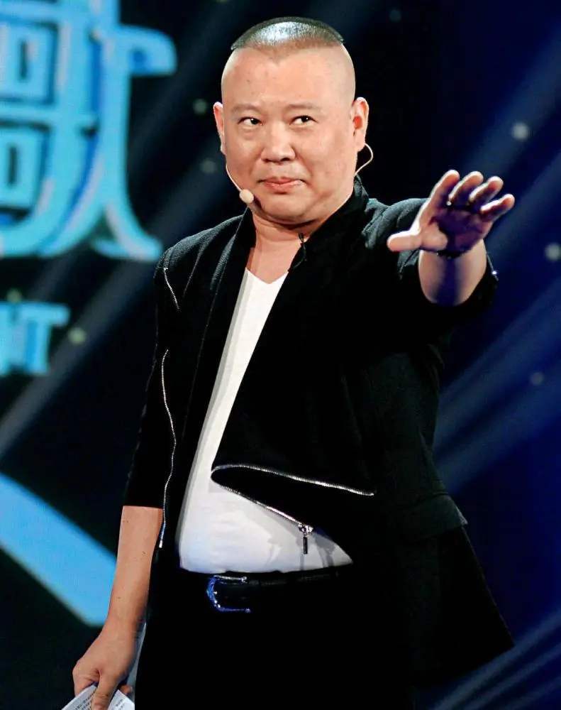 孙越透露当年去养大象的原因，其实是因为父亲