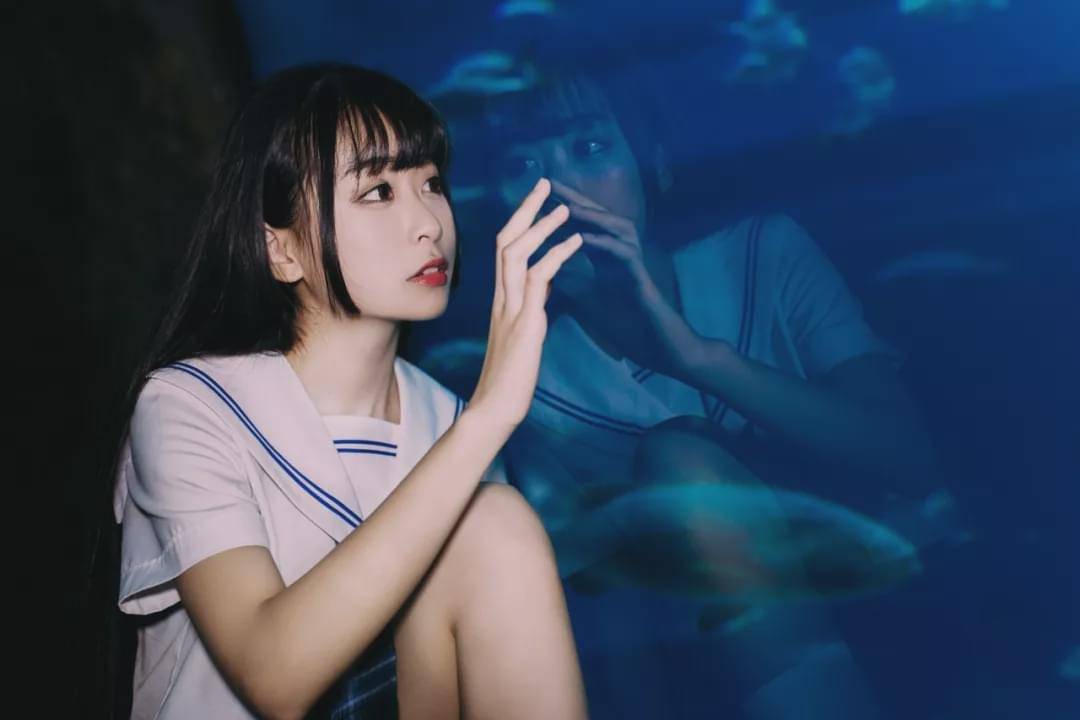 jk校服:我听到,那在水中的歌声