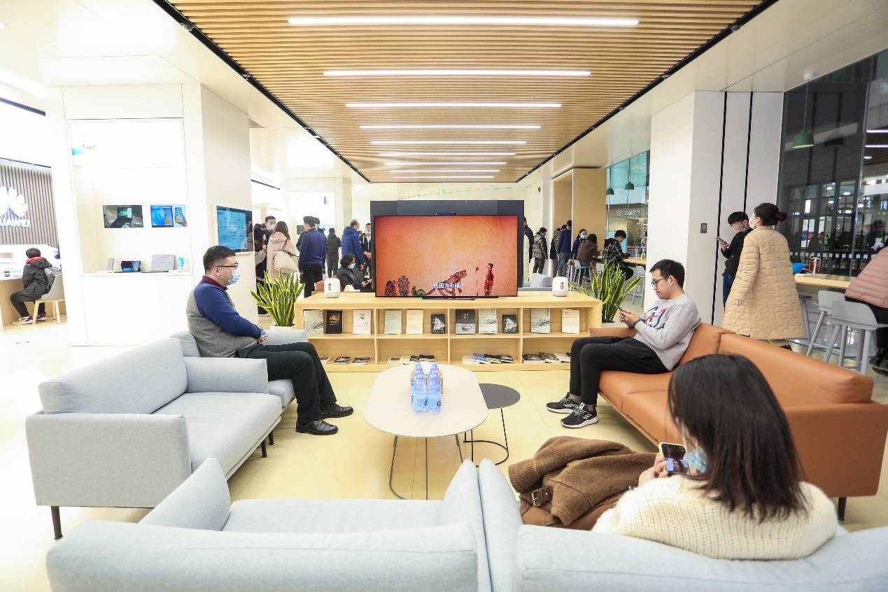 华为客户服务中心（北京盈科中心）：快速安心