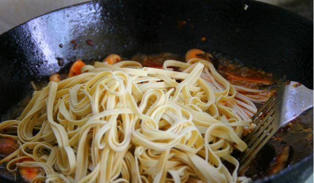 eba104e4e87d4f41962ff74fdec4fb05.jpeg
