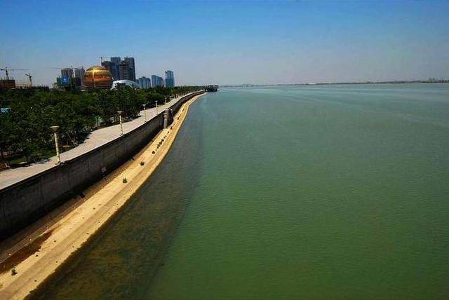 2020成都和杭州GDP_2020杭州马拉松照片