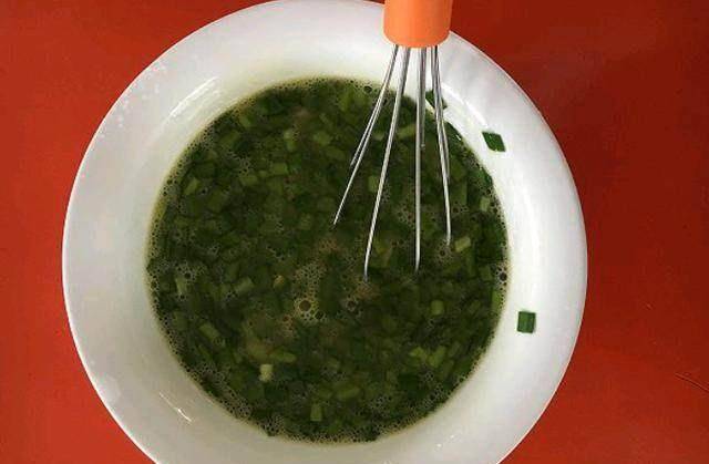 平底锅煎饺子不卷边技巧 f94988439583408284e7b31adfe09e27.jpeg