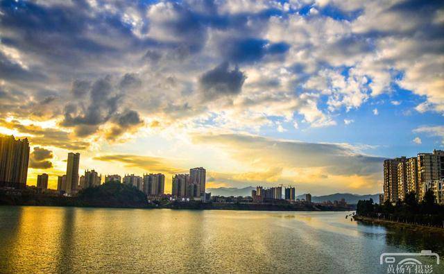 于都县城人口_于都县城图片(3)