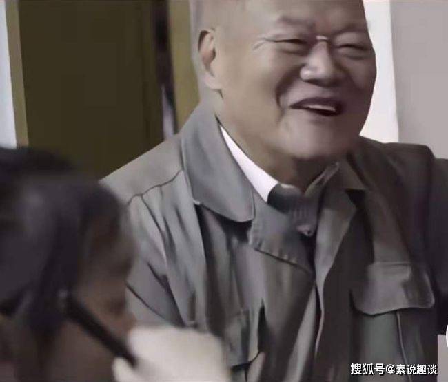 300万房产送水果摊主家属发声：老人有痴呆，房
