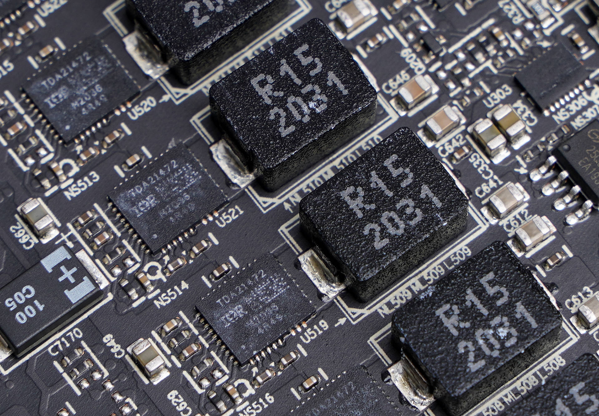 -bit|非公版更强 讯景XFX RX6800 XT海外版显卡评测
