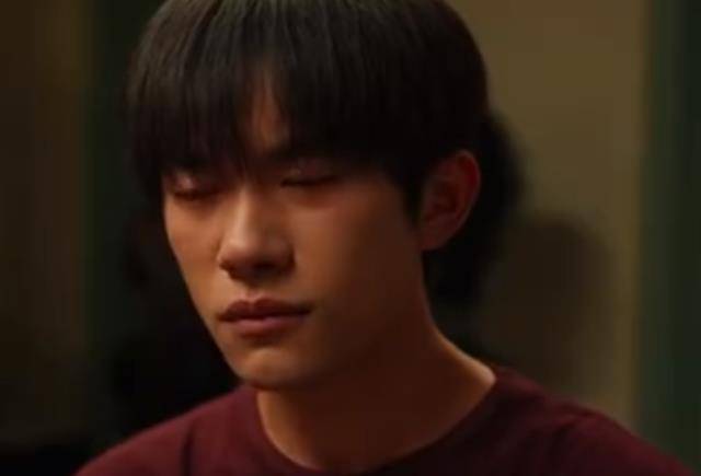 易烊千玺爸爸是什么人 6d06114765a842e8bf2b85528a66b635.jpeg