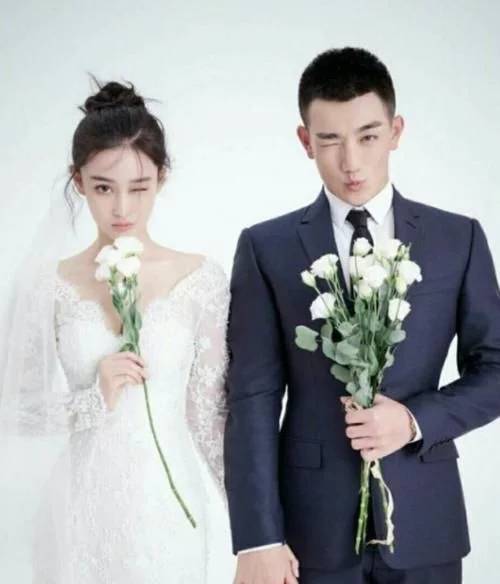 什么样子算订婚 aad906c2c5734d90a7b0257bb557bdc4.jpeg