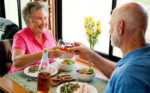 
老人吃什么好？7种食物有益康健|新京葡萄官方网站