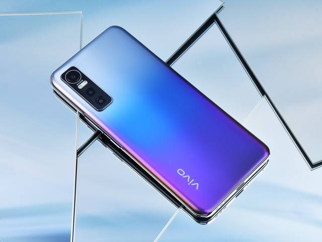 外观靓丽 6400万主摄的轻薄5g手机:vivo s7e评测