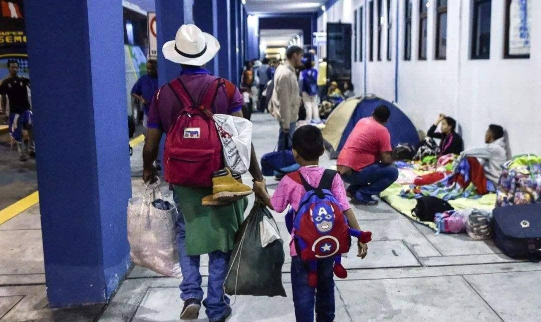 世界上最穷的国排名_世界第一款超级排名em电