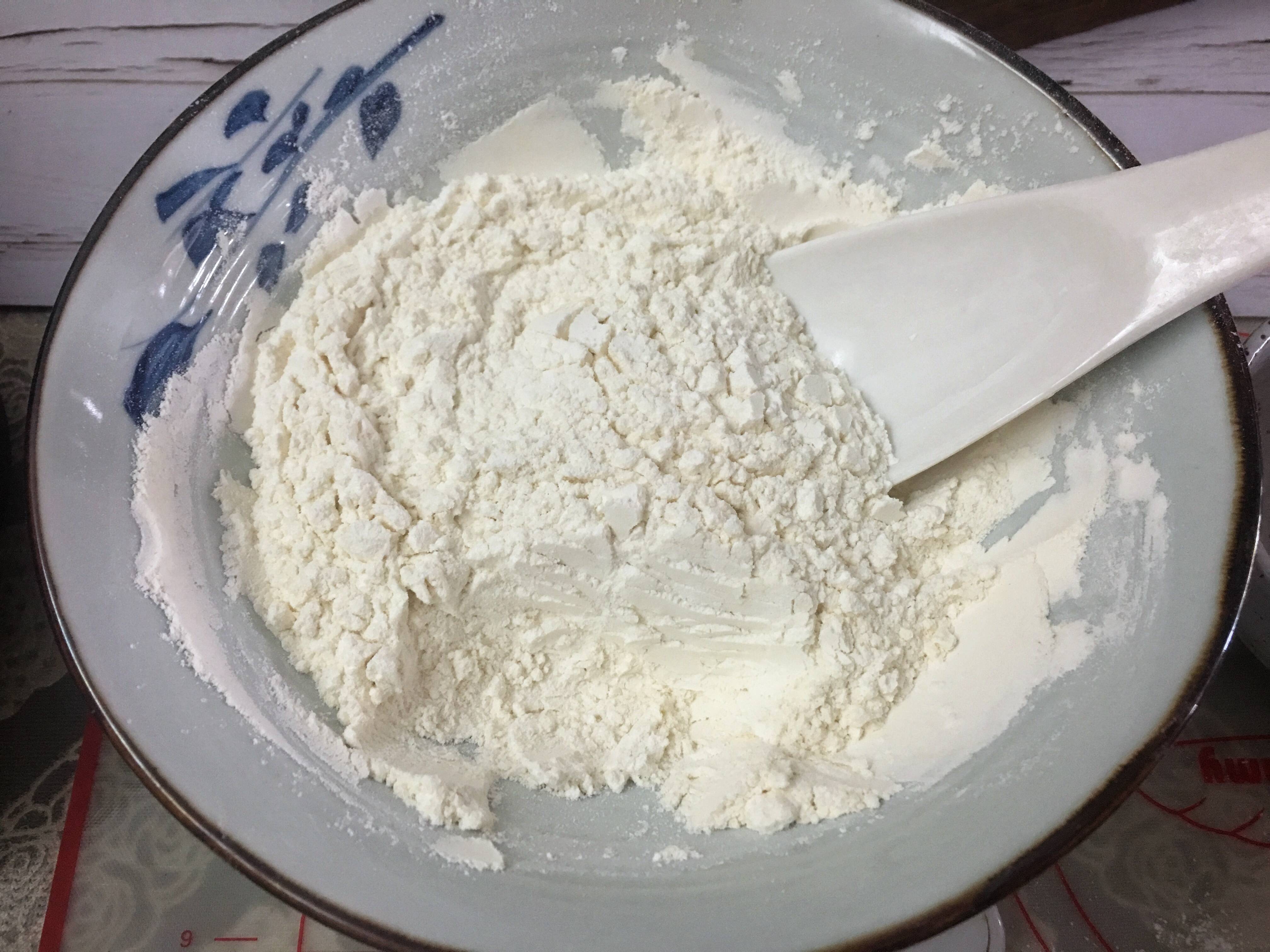 面粉做早餐简单 4b60f4fc43a94a9cb36f7546c612ebcc.jpeg