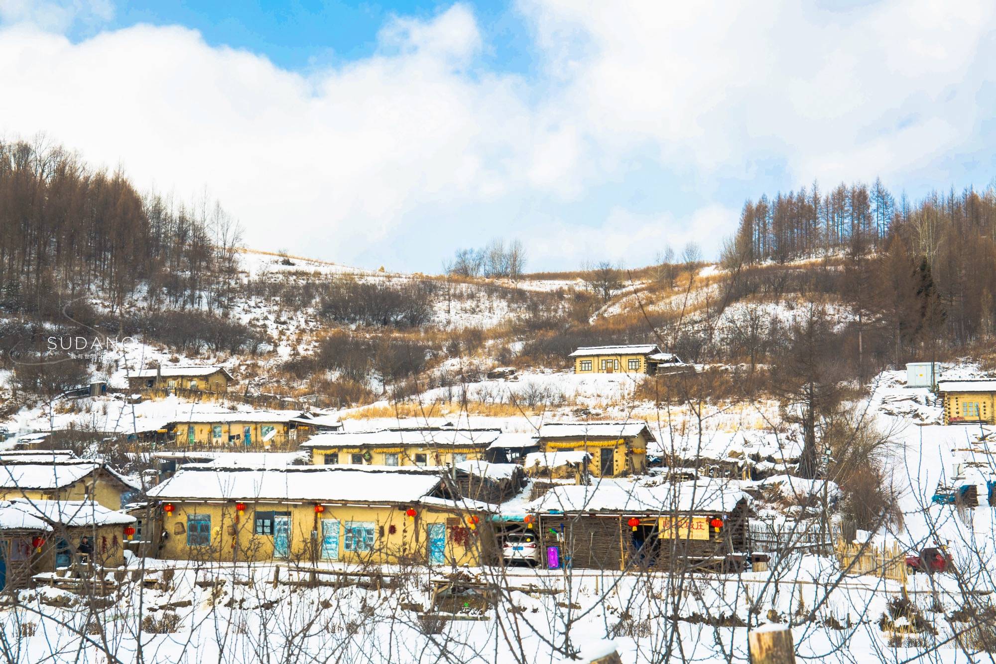 雪乡不是东北唯一的网红村落，还有它，堪称中国最后一个木屋村落