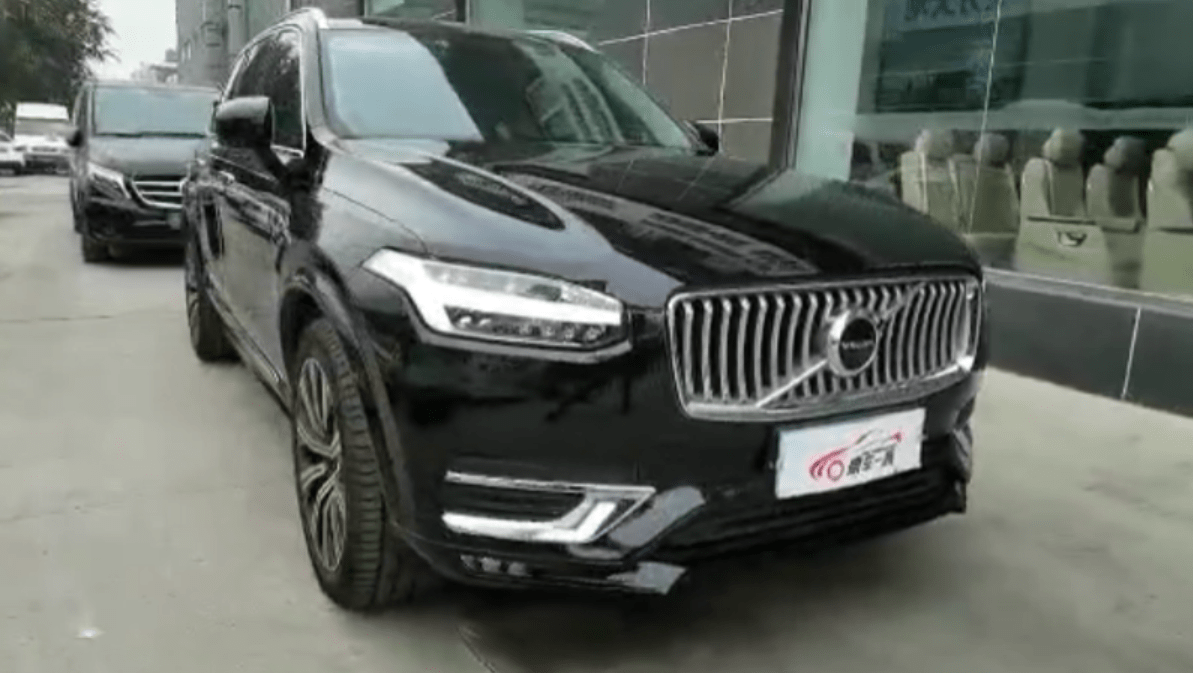 沃尔沃xc90爆改装图片,沃尔沃xc90改装图片 沃尔沃xc90改装福祉座椅注意事项
