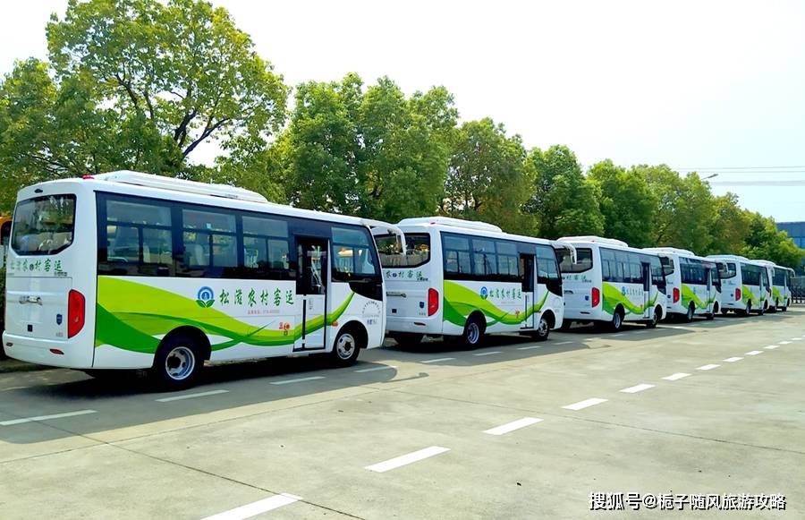 无锡汽车客运西站位于城铁惠山站区从商路与站前路交叉口东南侧,沪宁